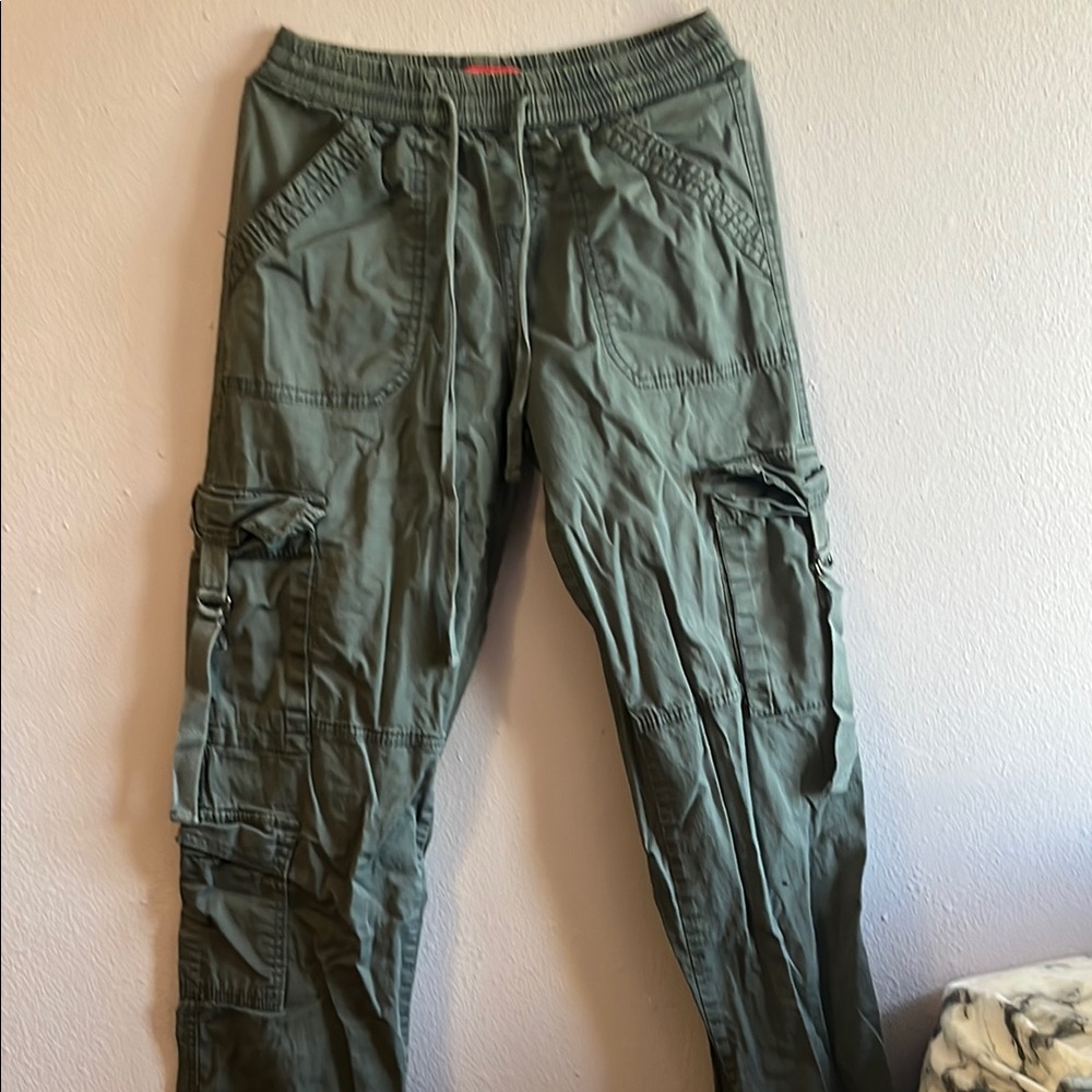 UNIONBAY Green Cargo Pants with Utility Design
